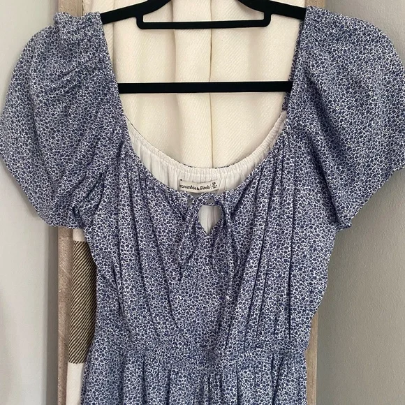 Abercrombie Dress - Picture 3 of 3